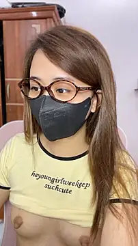 Mochi_11 stripchat live cam model