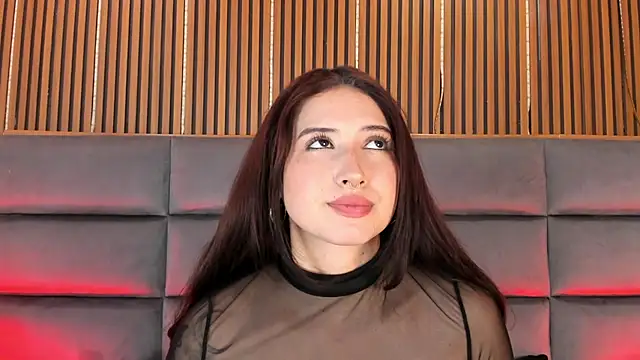 MiaVolkova stripchat live cam model