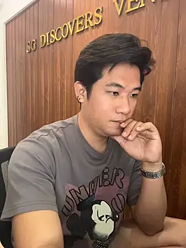Titanryu stripchat live cam model