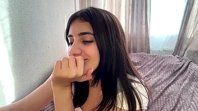 Ledi_Asthik stripchat live cam model