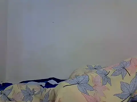 Luullu_ stripchat live cam model