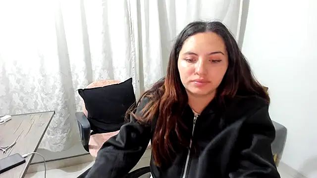 _girls_on_fire_ stripchat live cam model