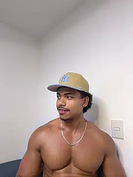 XavierColeman stripchat live cam model