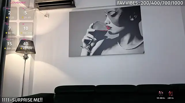 SassyCookies stripchat live cam model