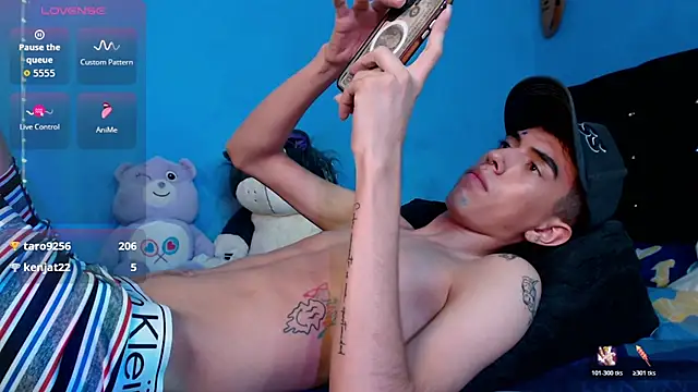 Juan_Gomezz26 stripchat live cam model