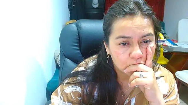 Ixchel_Anaid stripchat live cam model