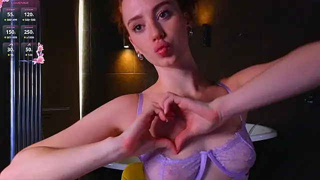 StacyWatts stripchat live cam model