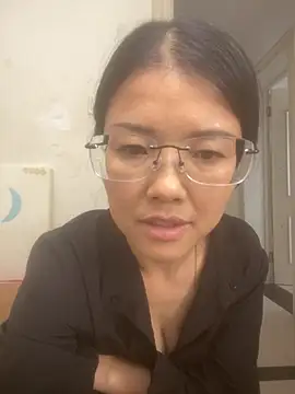 dachantgtui stripchat live cam model
