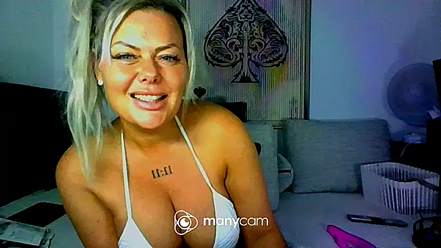 MARRIED-MAN-FETISH stripchat live cam model