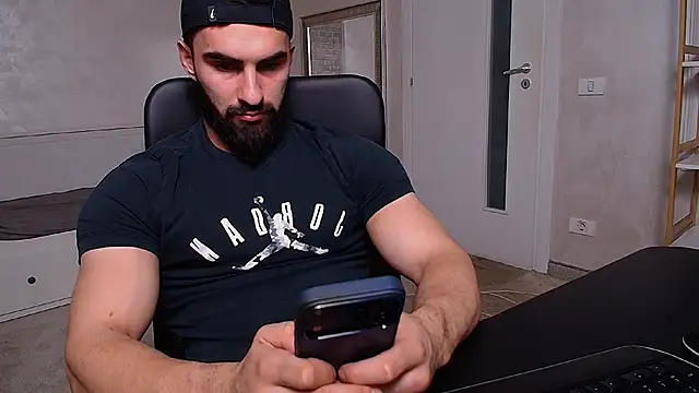 MicahLane stripchat live cam model