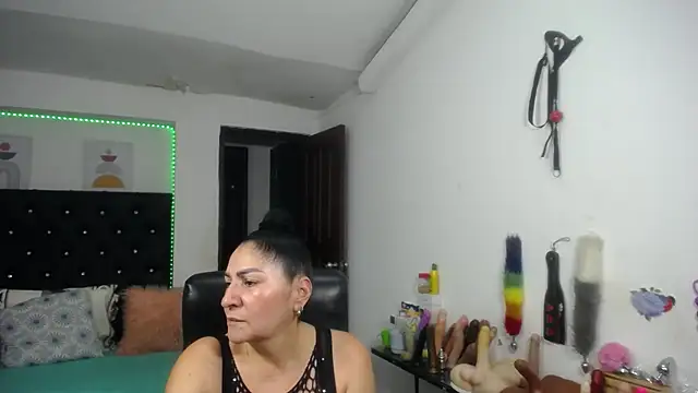 mature_bigboobs10 stripchat live cam model