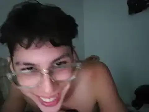 johan_buggy stripchat live cam model