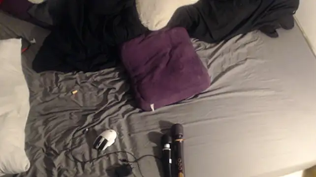CucuLove stripchat live cam model