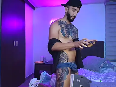 Simon_trujillo stripchat live cam model