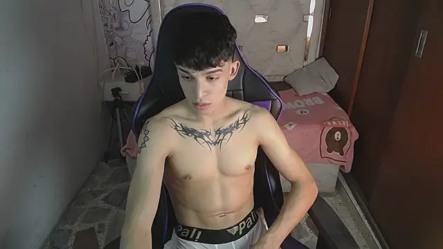 Liom_Gym stripchat live cam model