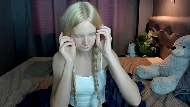 Asya_Almost stripchat live cam model