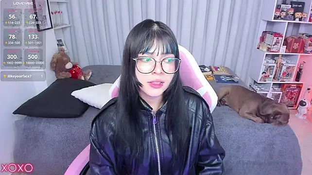 misshoneyxxx stripchat live cam model