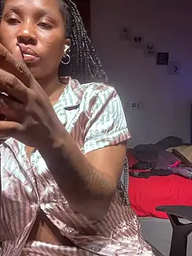 HangwithMiMa stripchat live cam model