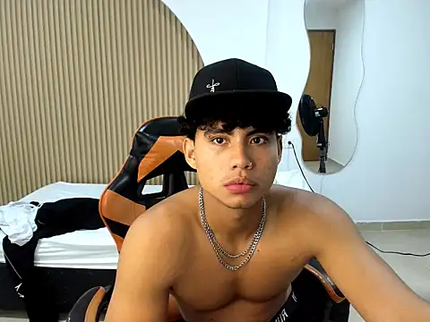 marcus_dick___ stripchat live cam model