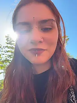 NereaMur stripchat live cam model