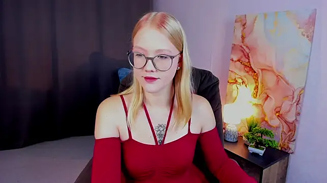 babymonnroeee stripchat live cam model