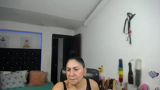 mature_bigboobs10 stripchat live cam model