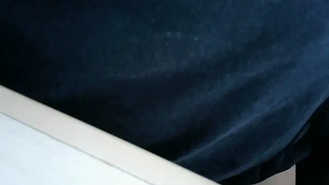 XiaoGuoGuo284512 stripchat live cam model