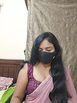Keerthi-Telugu stripchat live cam model