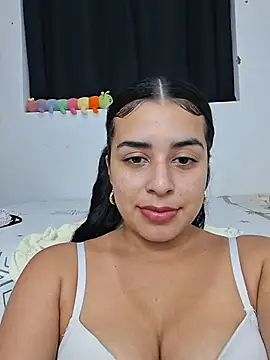 Maite_4 stripchat live cam model