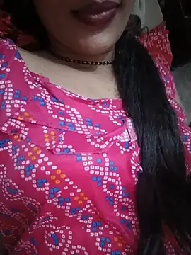 Eshwari_Chopra stripchat live cam model
