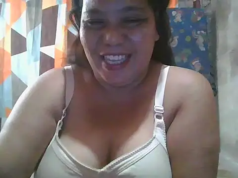 xxbernxxx stripchat live cam model