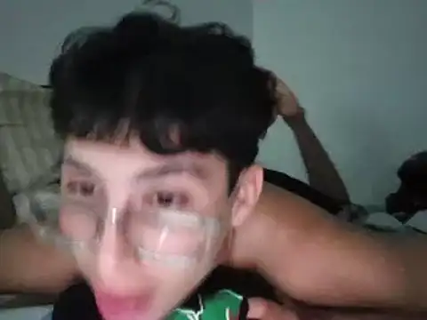 johan_buggy stripchat live cam model