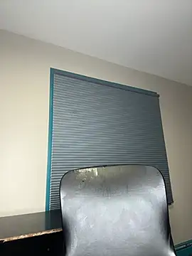 WomanNextdoor1 stripchat live cam model