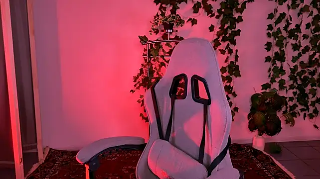 AliceCUNTach stripchat live cam model