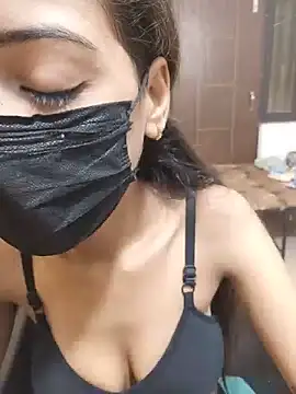 Somya-786 stripchat live cam model