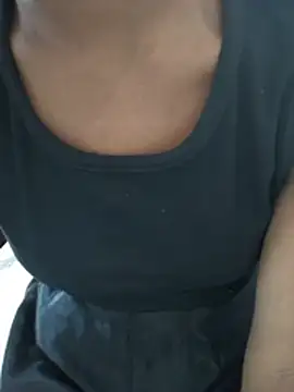 Student_Riya stripchat live cam model