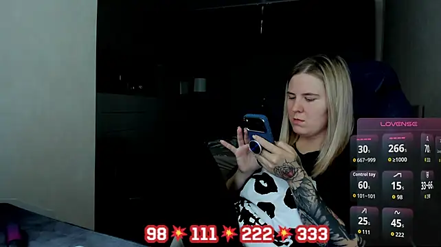 Olivia_Munk stripchat live cam model