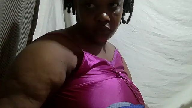 big-clts stripchat live cam model
