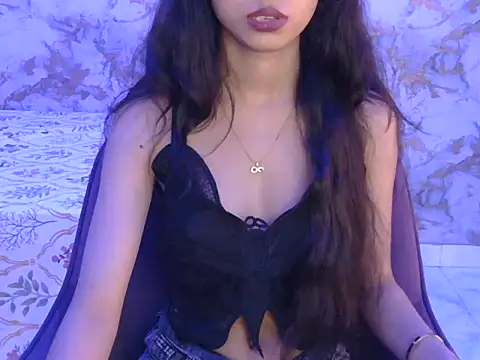 Ada-19 stripchat live cam model