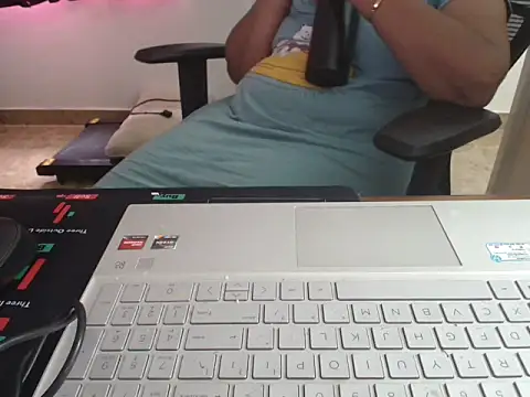 kannada_Hotlady stripchat live cam model