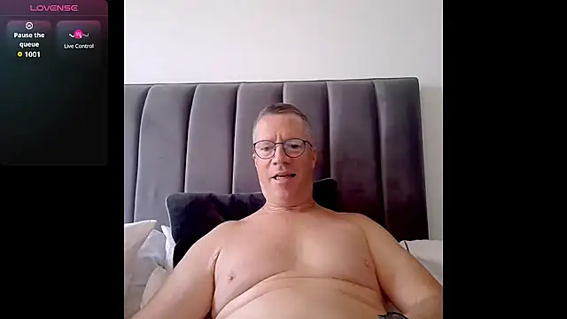 SinfulPulse69 stripchat live cam model