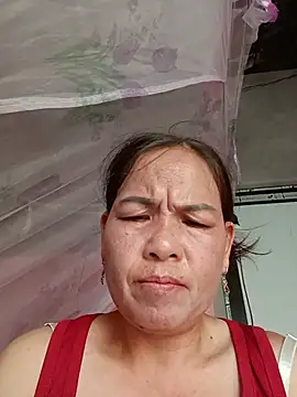emgaihoixuan stripchat live cam model