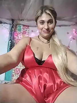 tigresita12 stripchat live cam model