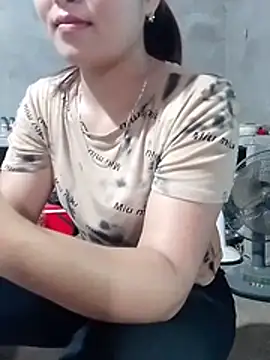 NiRaRa1 stripchat live cam model