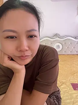 cucu25671 stripchat live cam model