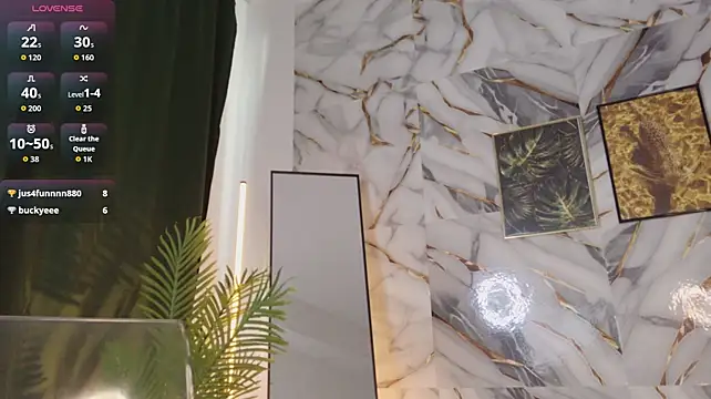 IcyIcyGlow stripchat live cam model