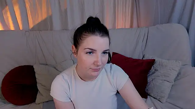 AliceChanel stripchat live cam model