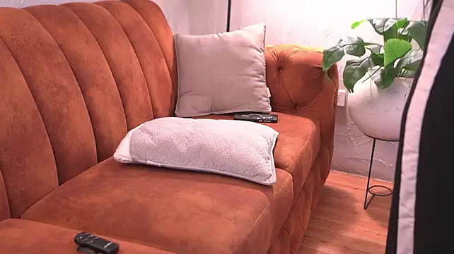 Susan_wall stripchat live cam model