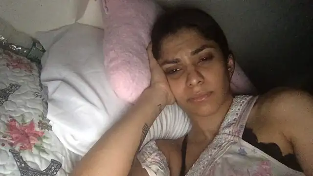 karlatiburcio stripchat live cam model
