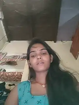 kamini_hat stripchat live cam model